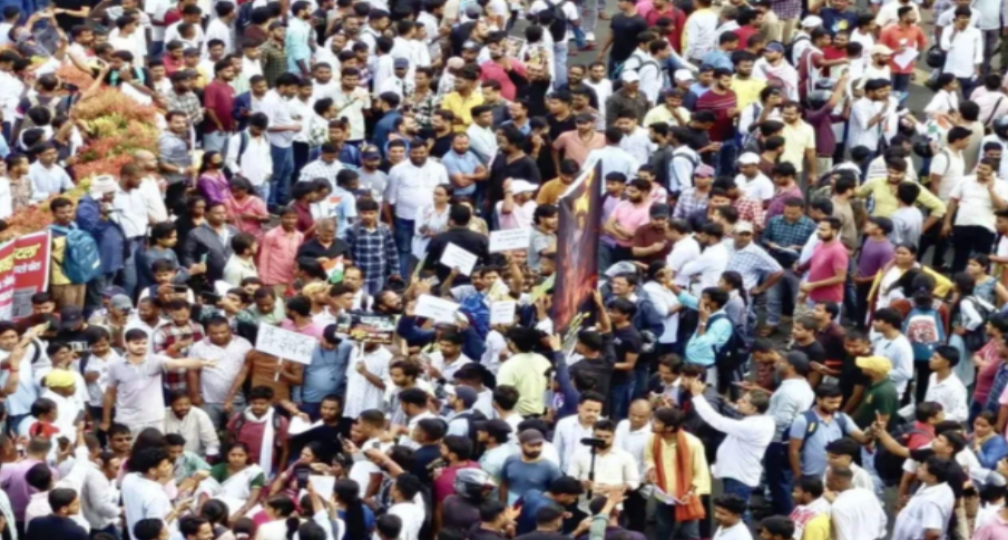 JPSC परीक्षा में कथित गड़बड़ियों के खिलाफ आंदोलन तेज, 12वें दिन भी रांची में डटे अभ्यर्थी