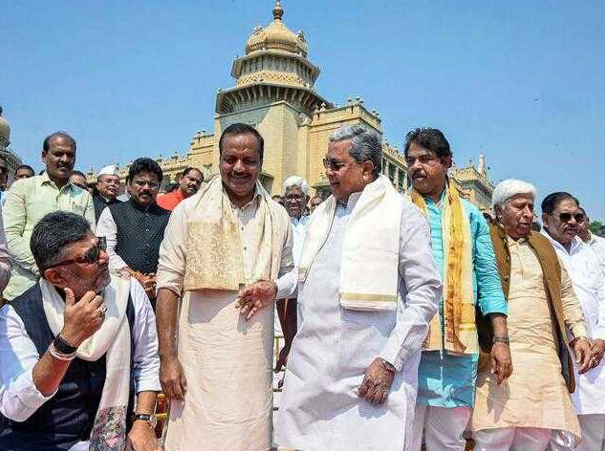 Karnataka Food Safety Raid: होटल-रेस्टोरेंट पर छापेमारी, 30 टीमें करेंगी खाने की गुणवत्ता और हाइजीन की जांच